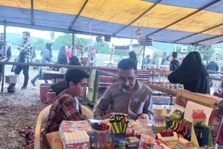 برپایی جشنواره مشاغل در دودانگه ساری و شناساندن مشاغل به دانش آموزان